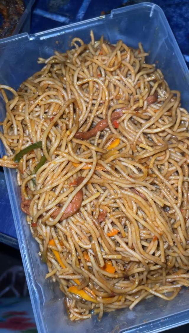 stir fry spaghetti