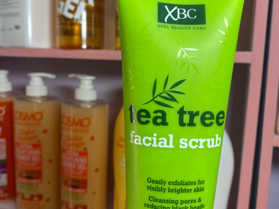 Facial scrub