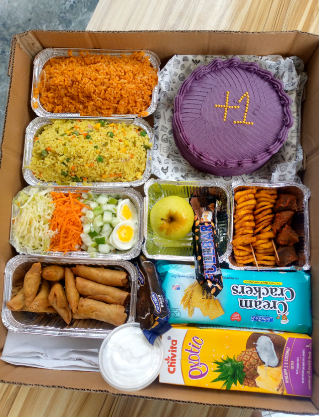 Food tray
