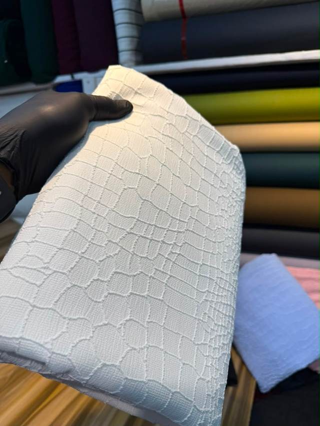 Cotton tissue fabric white