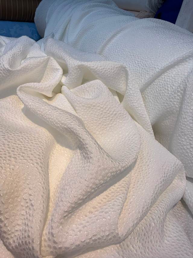Stock tissue fabric white