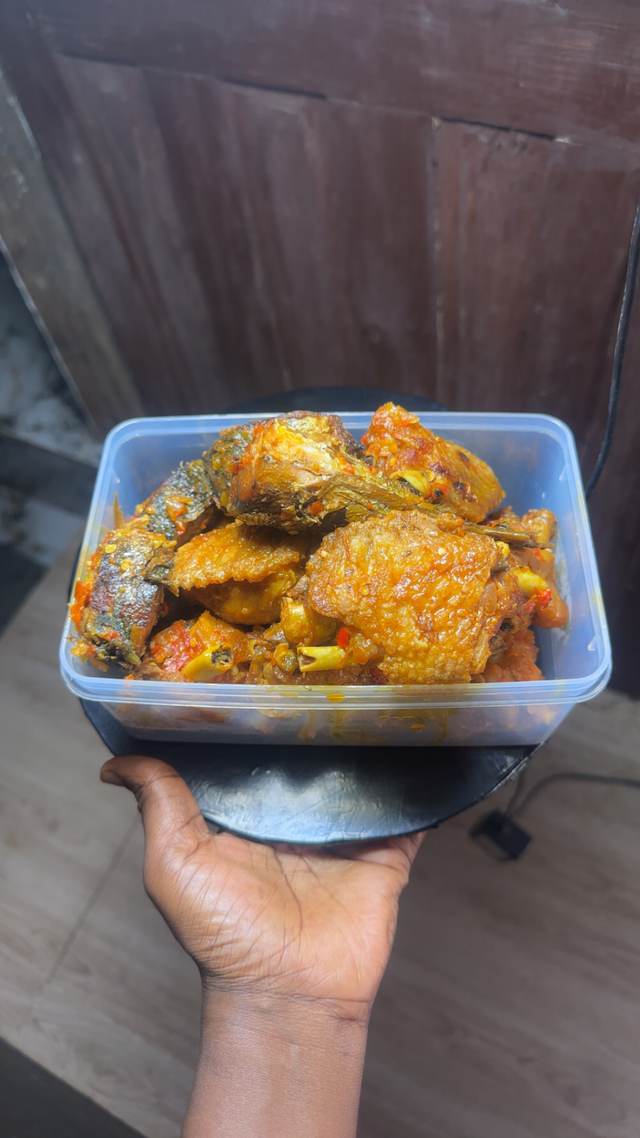 1Ltr of Peppered Turkey & Fish