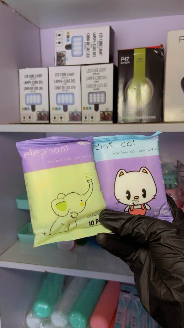 Mini wipes