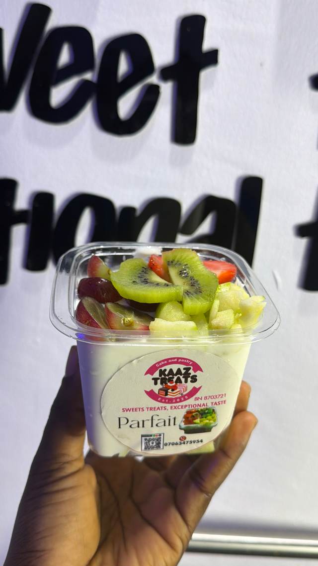 Fruit parfait (400ml)