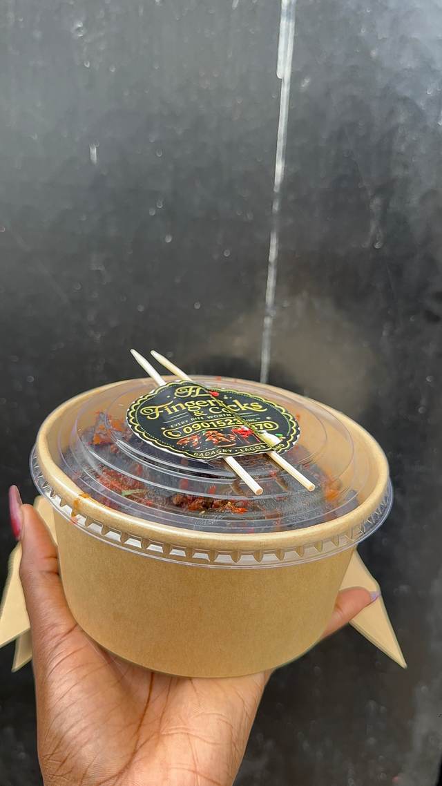 Peppered snail