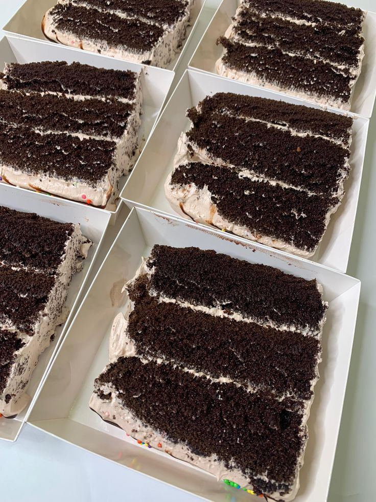 Cake slices