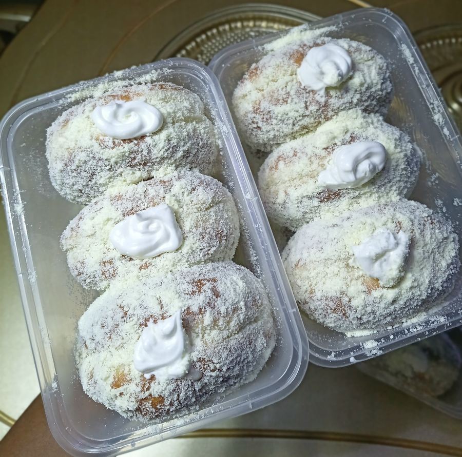 Milky donuts